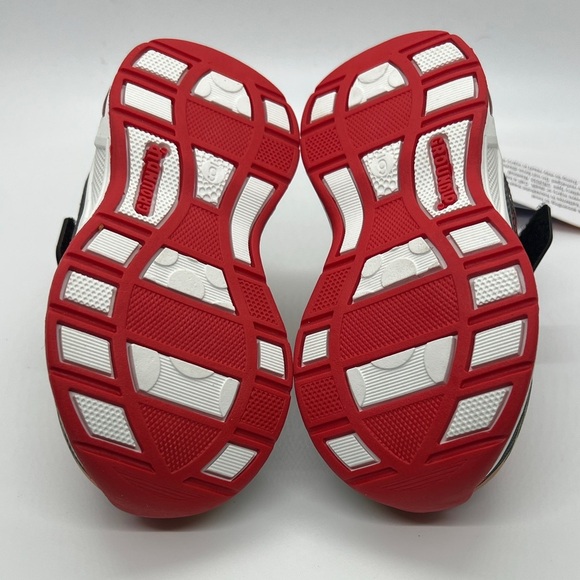 🔥 Hot Wheels Toddler Sneakers – Size 6 – Black/Red/Yellow with Flames 🔥 - Picture 6 of 10